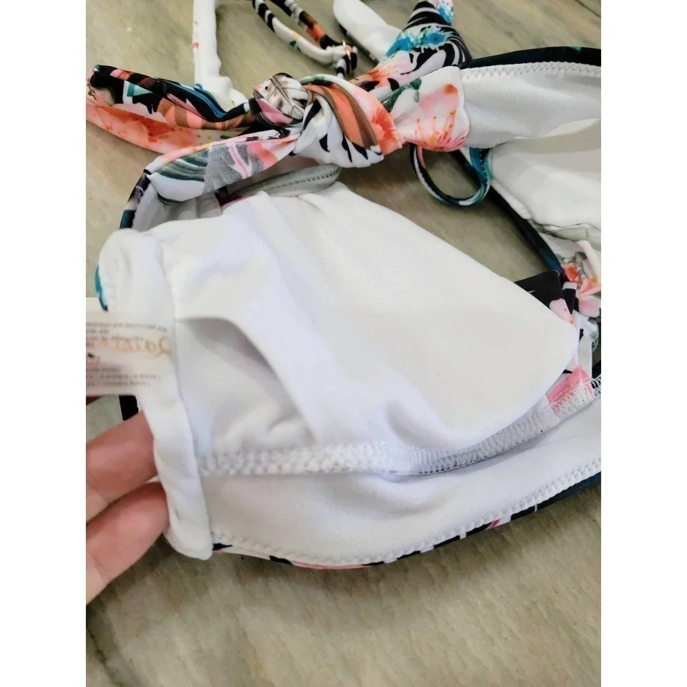 Raisins Haute Bloom Twist Front Bikini Top Large White